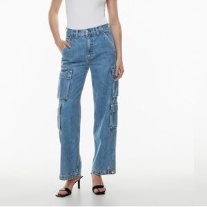 The '90s Millie Hi-Rise Cargo Jeans